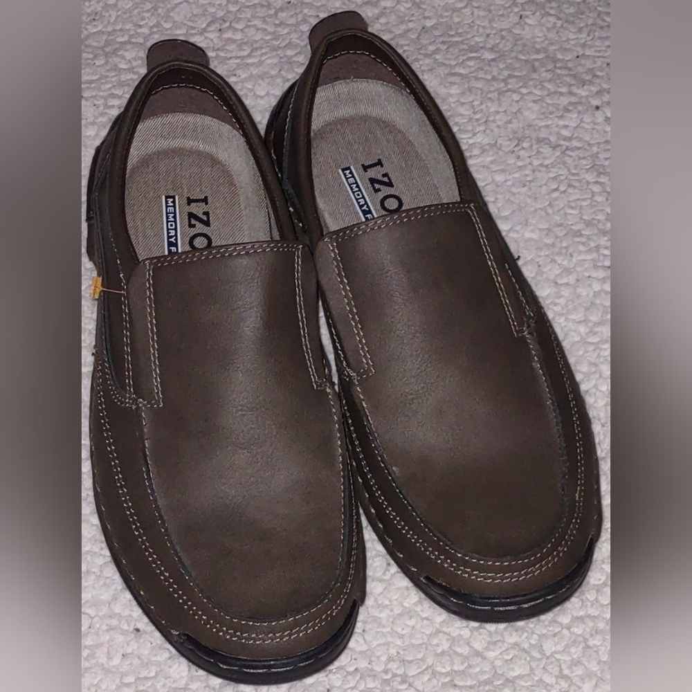 IZOD Men's Brown Slip-On Shoes Size 10M